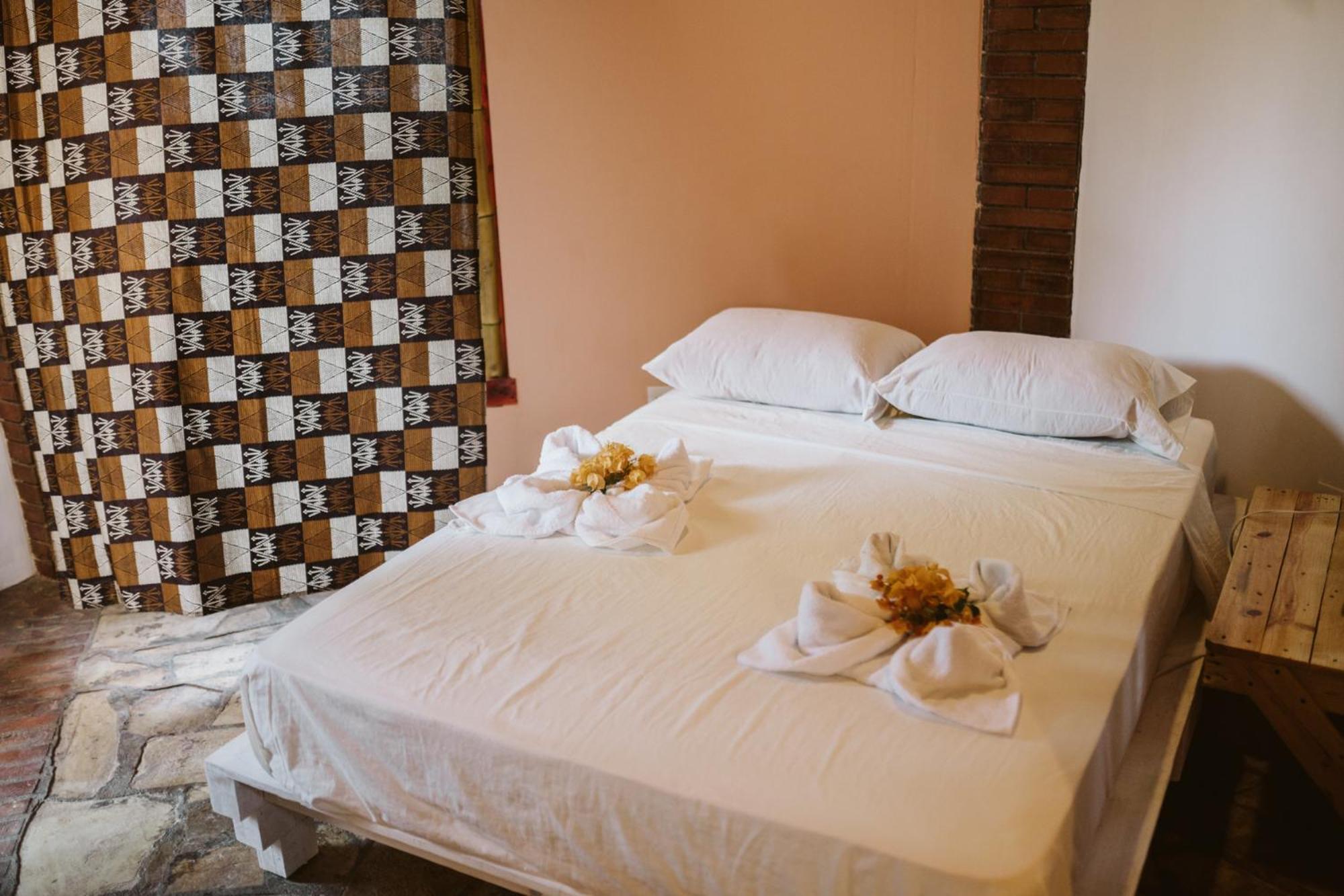 Caracolito Hostel Las Penitas Bagian luar foto
