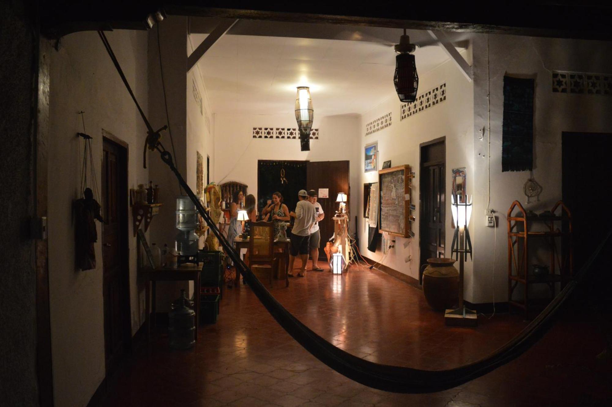 Caracolito Hostel Las Penitas Bagian luar foto